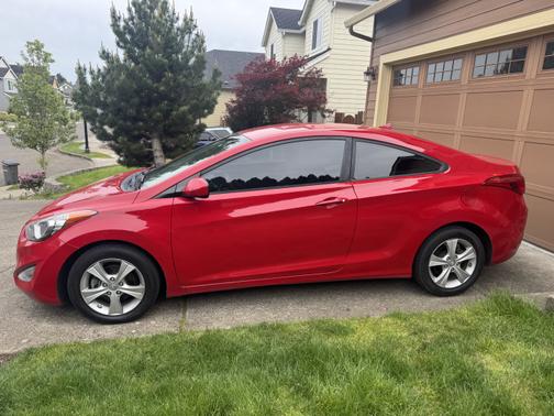 2013 Hyundai ELANTRA GS