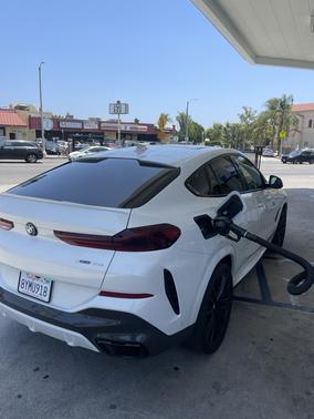 2022 BMW X6 xDrive40i