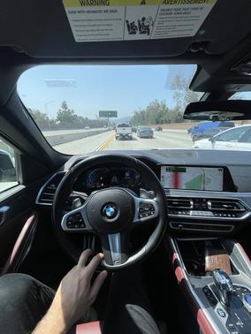 2022 BMW X6 xDrive40i