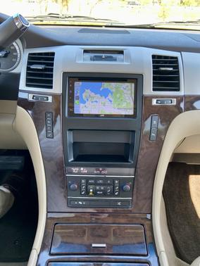 2011 Cadillac Escalade ESV Premium