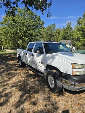 2005 Chevrolet Silverado 2500 LS H/D Crew Cab