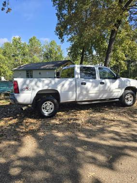 2005 Chevrolet Silverado 2500 LS H/D Crew Cab