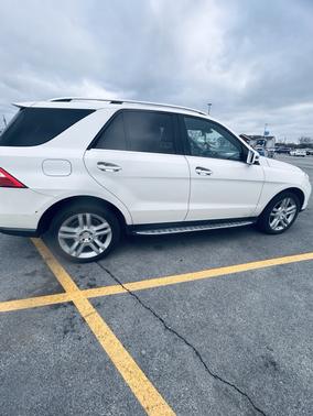 White 2013 Mercedes-Benz M-Class ML 350 4MATIC