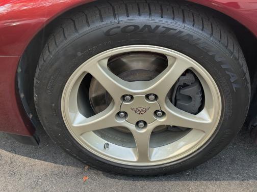 2003 Chevrolet Corvette Base