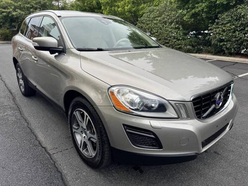 2013 Volvo XC60 T6 Premier Plus