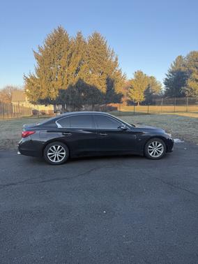 2014 INFINITI Q50 Premium
