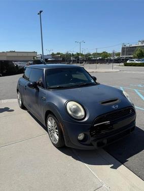 Blue 2014 MINI Hardtop Cooper