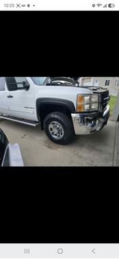 White 2009 Chevrolet Silverado 2500 LT Crew Cab