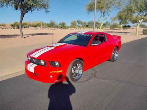 Red 2006 Ford Mustang GT