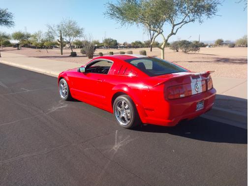 Red 2006 Ford Mustang GT
