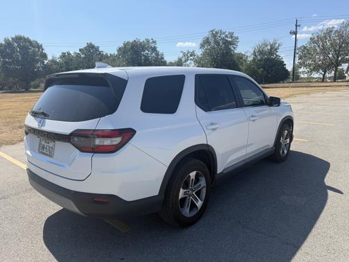 2024 Honda Pilot EX-L 7-Passenger