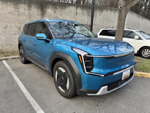 2026 Kia EV9 Wind