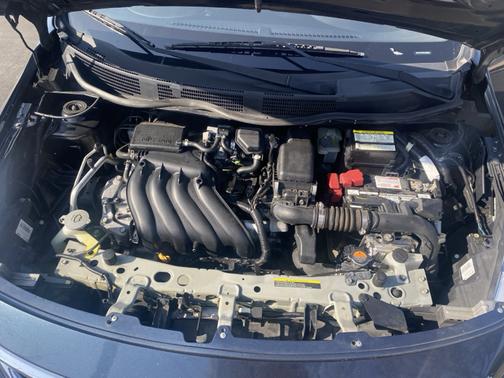 2015 Nissan Versa 1.6 S+