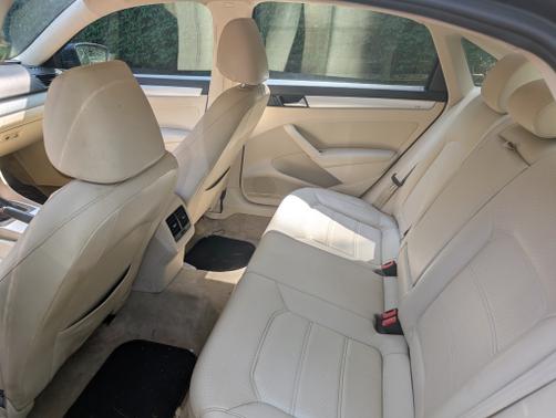 2013 Volkswagen Passat 2.5 SE