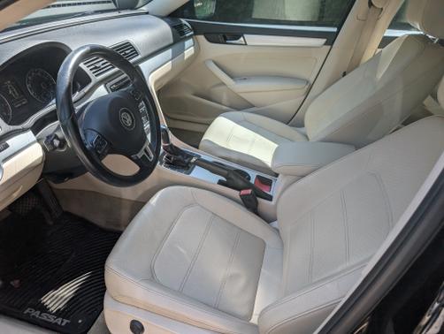 2013 Volkswagen Passat 2.5 SE