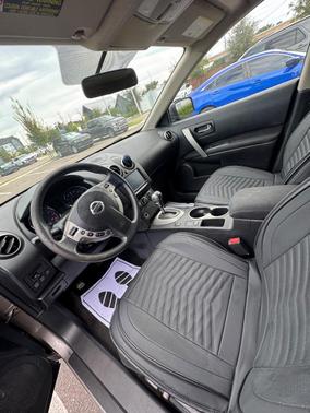 Gray 2012 Nissan Rogue SV