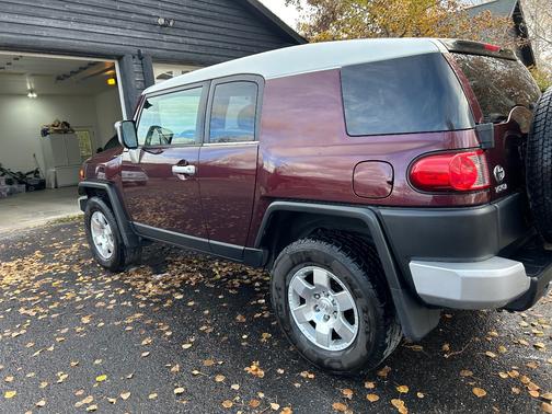 2007 Toyota FJ Cruiser Base