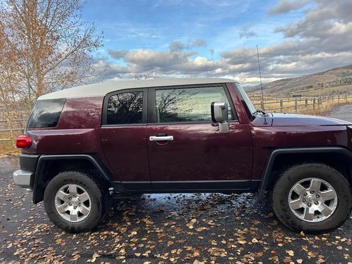 2007 Toyota FJ Cruiser Base