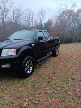 2004 Ford F-150 STX SuperCab