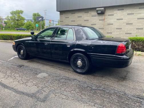 2009 Ford Crown Victoria LX
