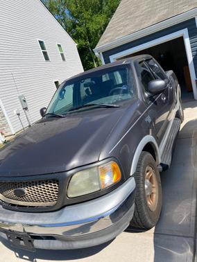 Gray 2003 Ford F-150 Lariat SuperCrew