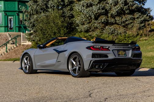 2024 Chevrolet Corvette E-Ray 3LZ