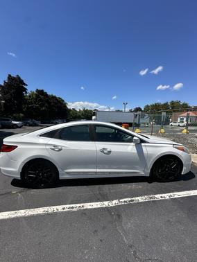 White 2014 Hyundai Azera Limited