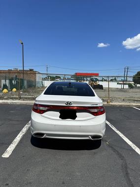 White 2014 Hyundai Azera Limited