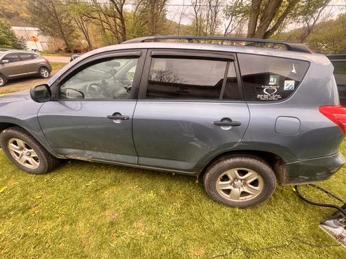 2011 Toyota RAV4 Base