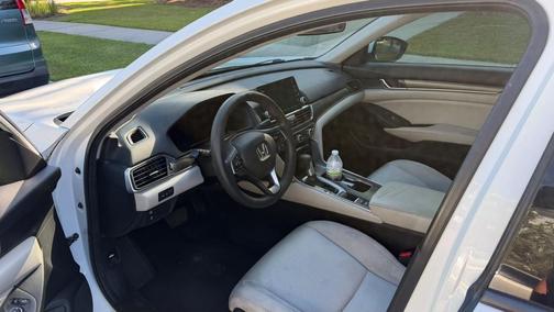 White 2018 Honda Accord LX