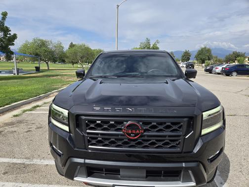 2023 Nissan Frontier PRO-X