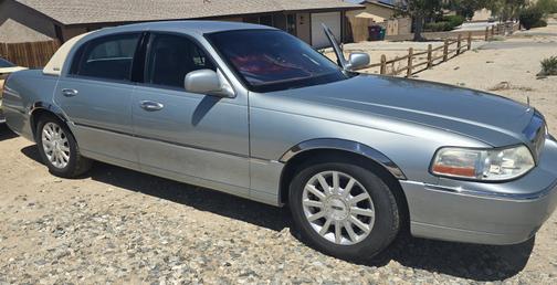 2007 Lincoln Town Car Signature