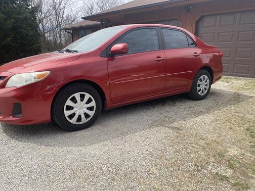 2011 Toyota Corolla LE