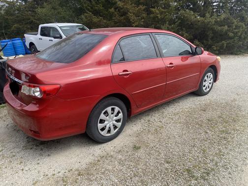 2011 Toyota Corolla LE