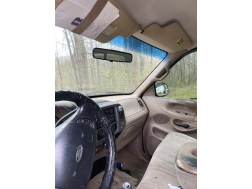 Photo 3 of 9 of 1997 Ford F-150 XLT