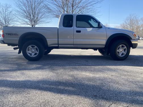 2001 Toyota Tacoma Xtracab