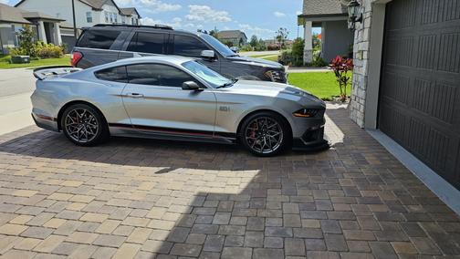 2021 Ford Mustang Mach 1