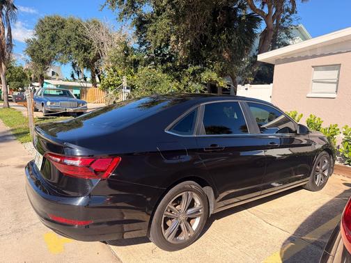 Black 2020 Volkswagen Jetta 1.4T R-Line