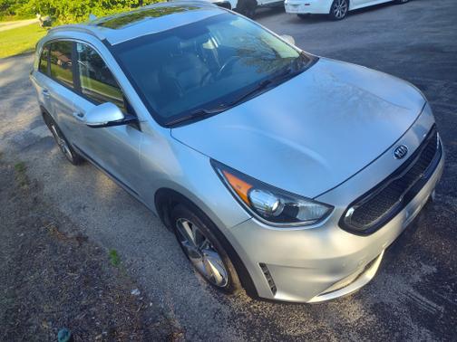 2017 Kia Niro Touring