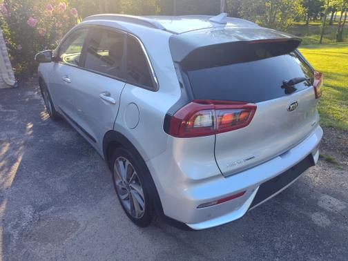 2017 Kia Niro Touring