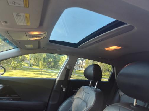 2017 Kia Niro Touring