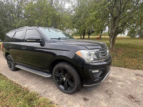 Black 2021 Ford Expedition XLT
