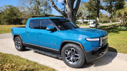 2023 Rivian R1T Adventure Dual-Motor Large Package