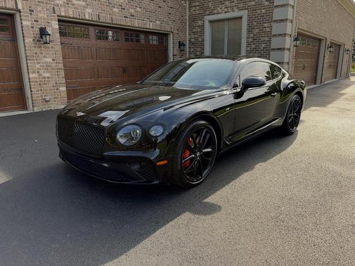 Black 2022 Bentley Continental GT V8