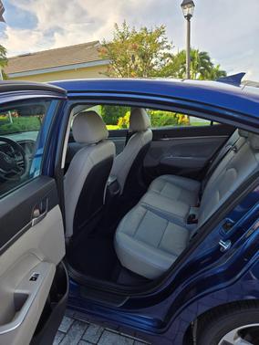 Blue 2018 Hyundai ELANTRA Limited