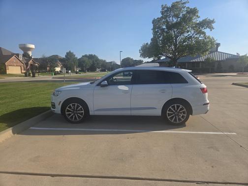 2017 Audi Q7 3.0T Premium Plus