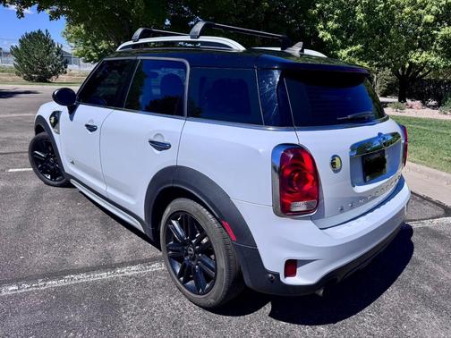White 2019 MINI E Countryman Cooper S ALL4