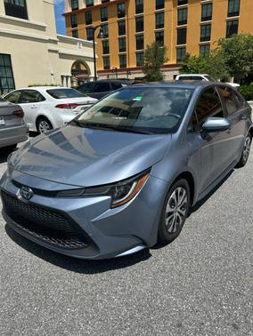 2022 Toyota Corolla Hybrid LE