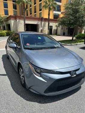 2022 Toyota Corolla Hybrid LE