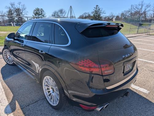 Black 2012 Porsche Cayenne Cayenne Turbo